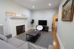 Vibrant 4BR Haven in Historic Hyde Park, Near UChi